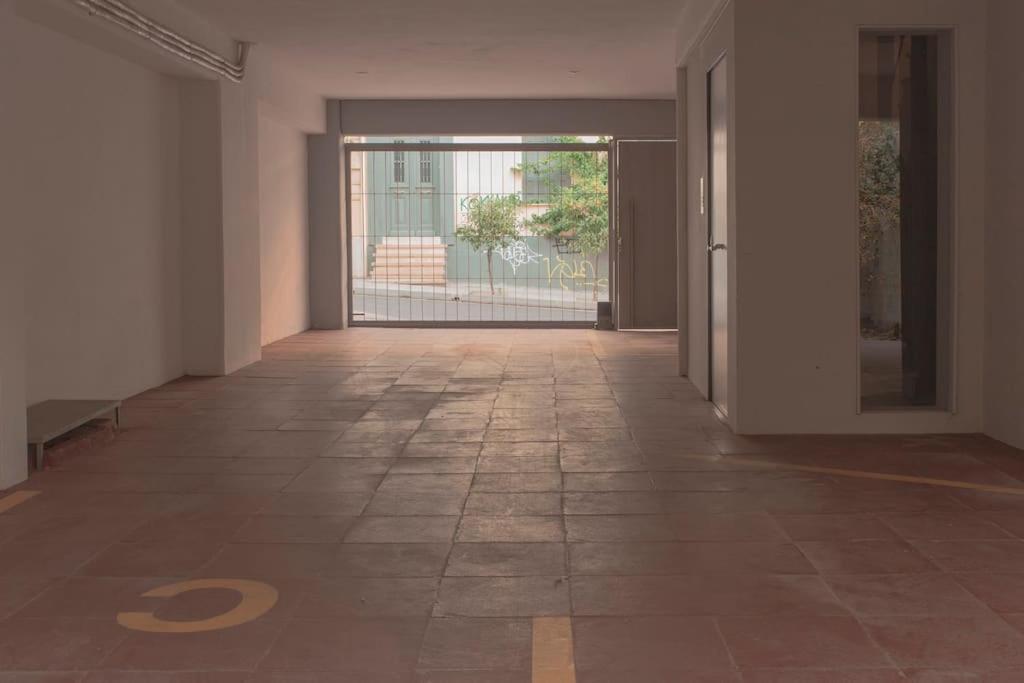 Luxury Apartment Near Acropolis-Living Stone Gold Atene Esterno foto