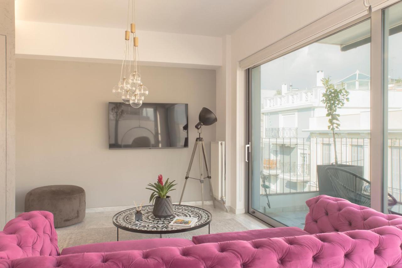 Luxury Apartment Near Acropolis-Living Stone Gold Atene Esterno foto